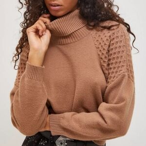 BB Dakota x Steve Madden Wing Commander Dolman Sleece Turtleneck Sweatet
